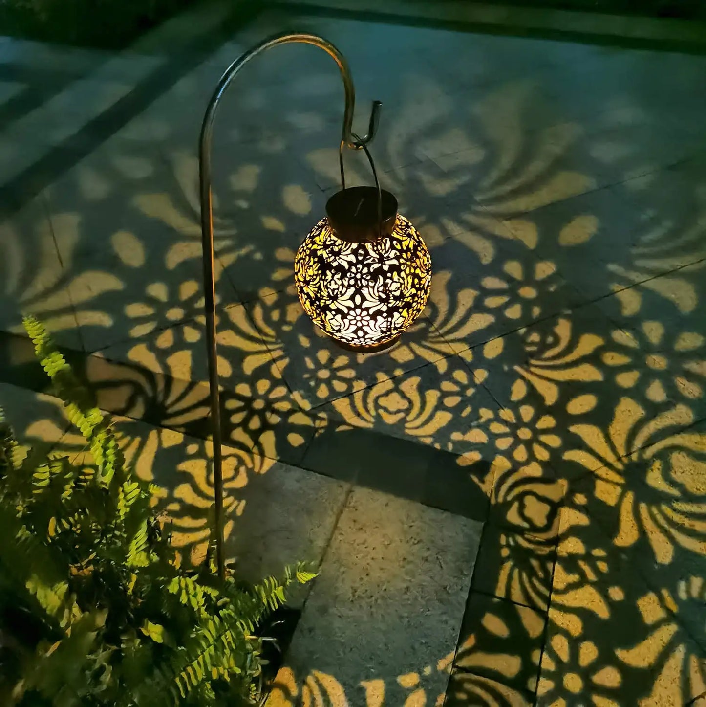 Solar Garden Hanging Light – Waterproof Iron Art LED Decoration Lamp